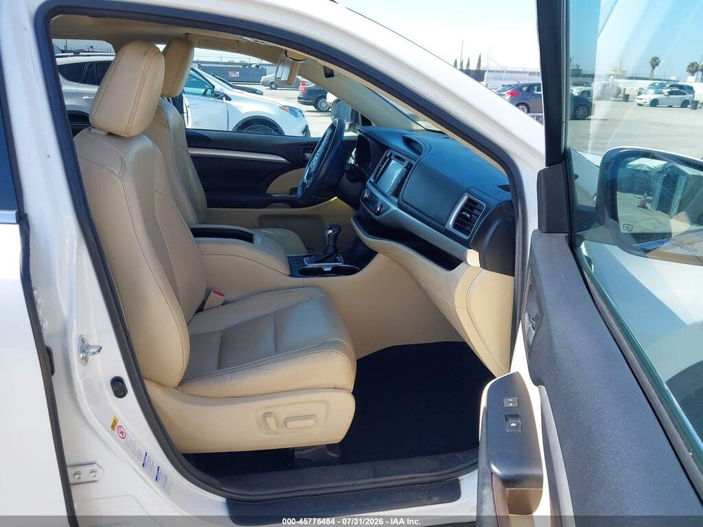 5TDJZRFH8HS431352 2017 TOYOTA HIGHLANDER photo no. 5