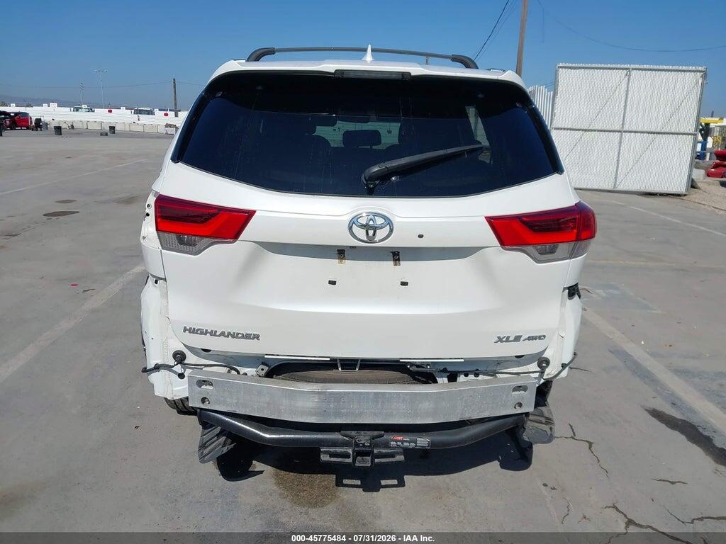 5TDJZRFH8HS431352 2017 TOYOTA HIGHLANDER photo no. 6