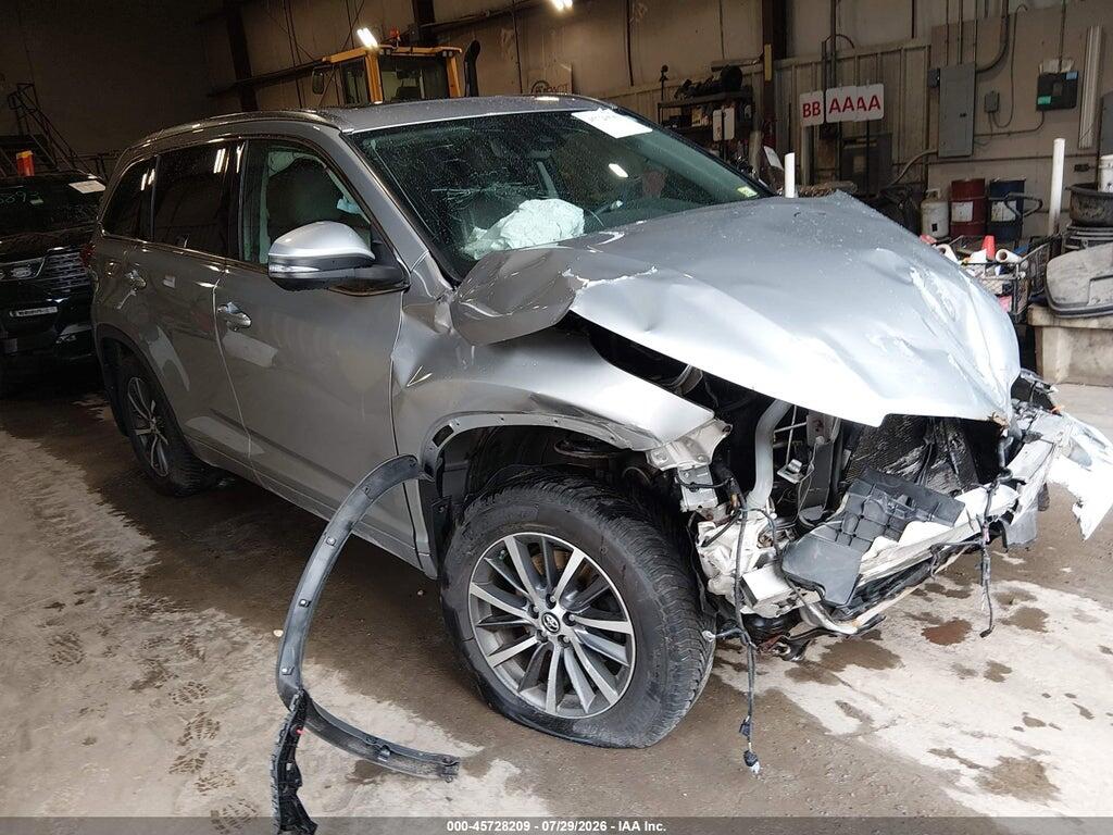 5TDJZRFH3HS453498 2017 TOYOTA HIGHLANDER photo no. 1