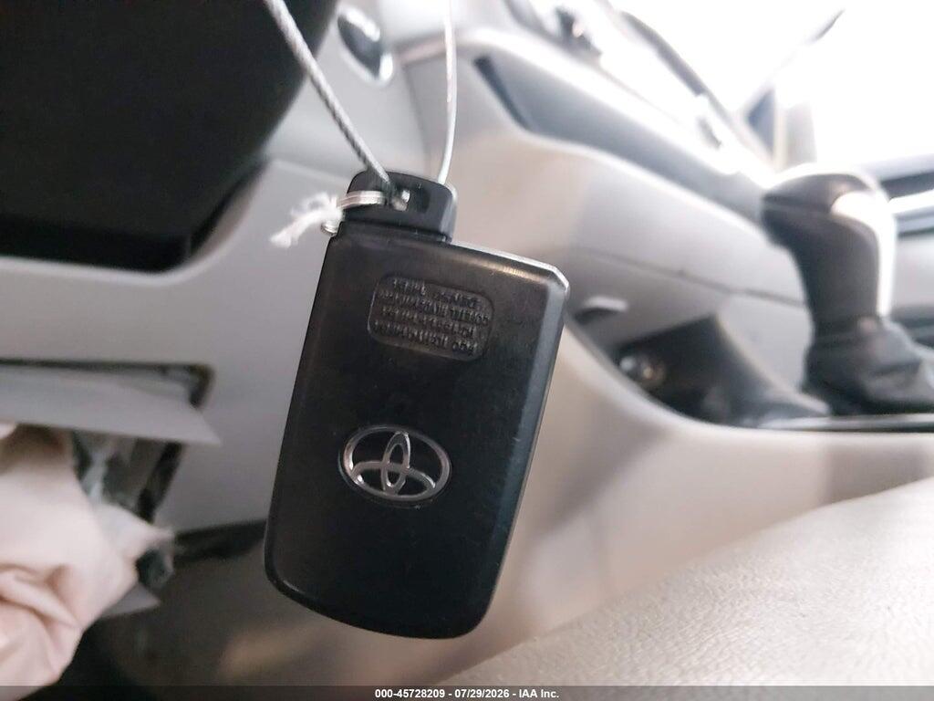 5TDJZRFH3HS453498 2017 TOYOTA HIGHLANDER photo no. 11