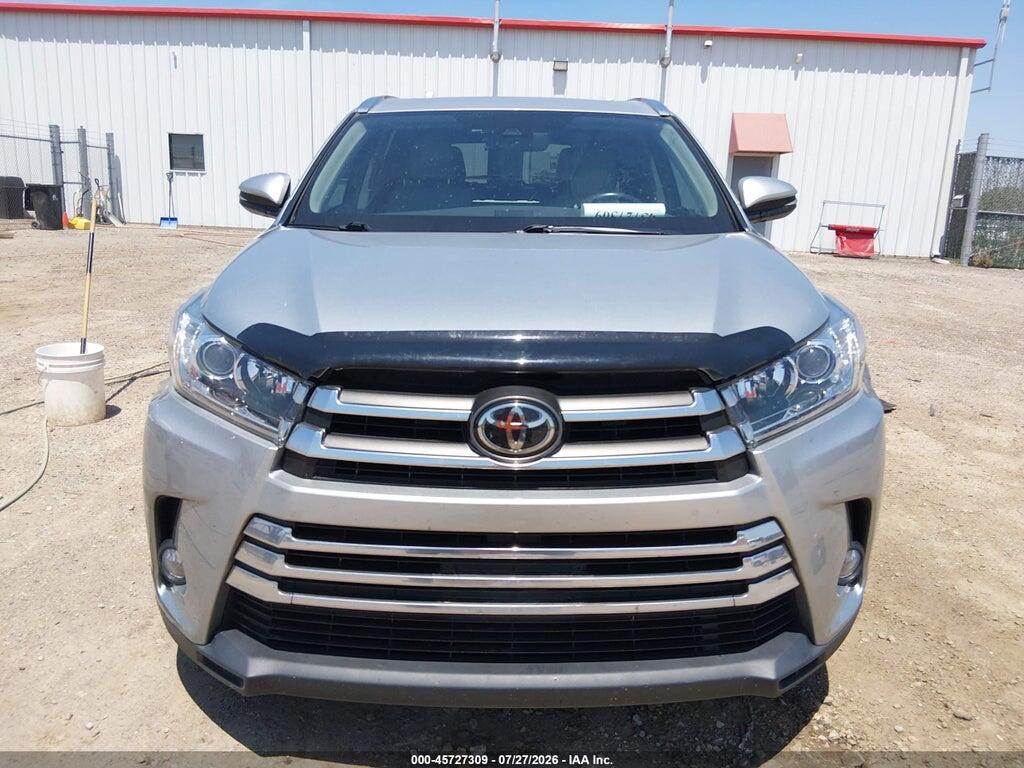 5TDDZRFH4HS397326 2017 TOYOTA HIGHLANDER photo no. 12