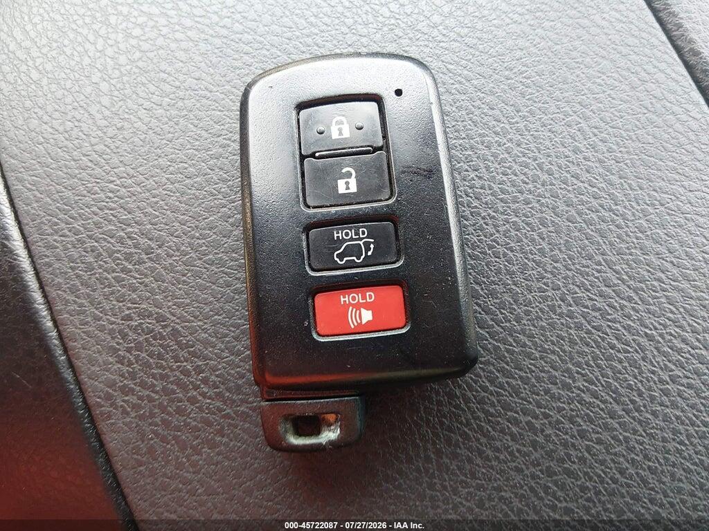 5TDDZRFH2HS435247 2017 TOYOTA HIGHLANDER photo no. 8