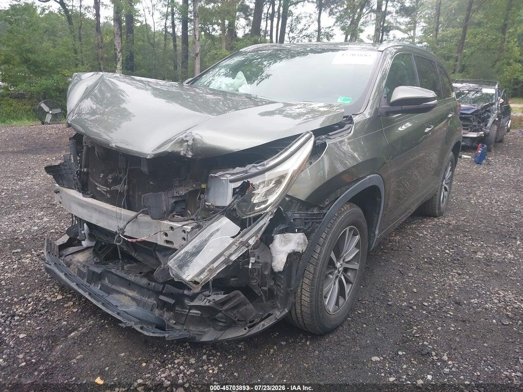 5TDKZRFH7HS208563 2017 TOYOTA HIGHLANDER photo no. 2