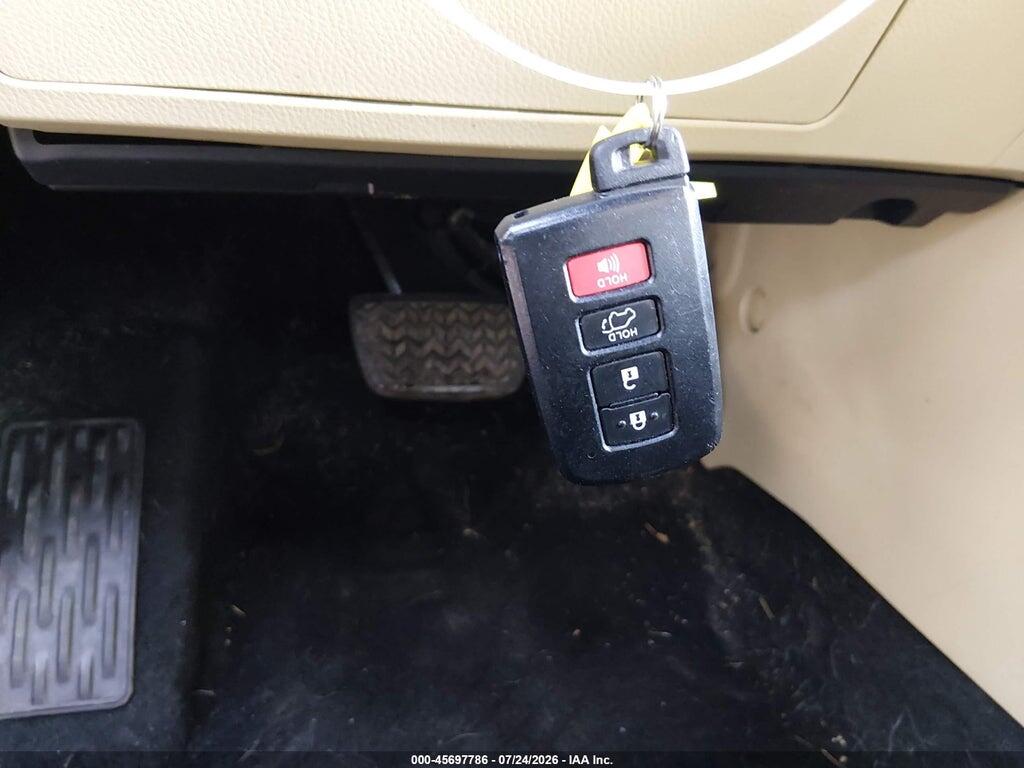 5TDDZRFH2HS377107 2017 TOYOTA HIGHLANDER photo no. 11