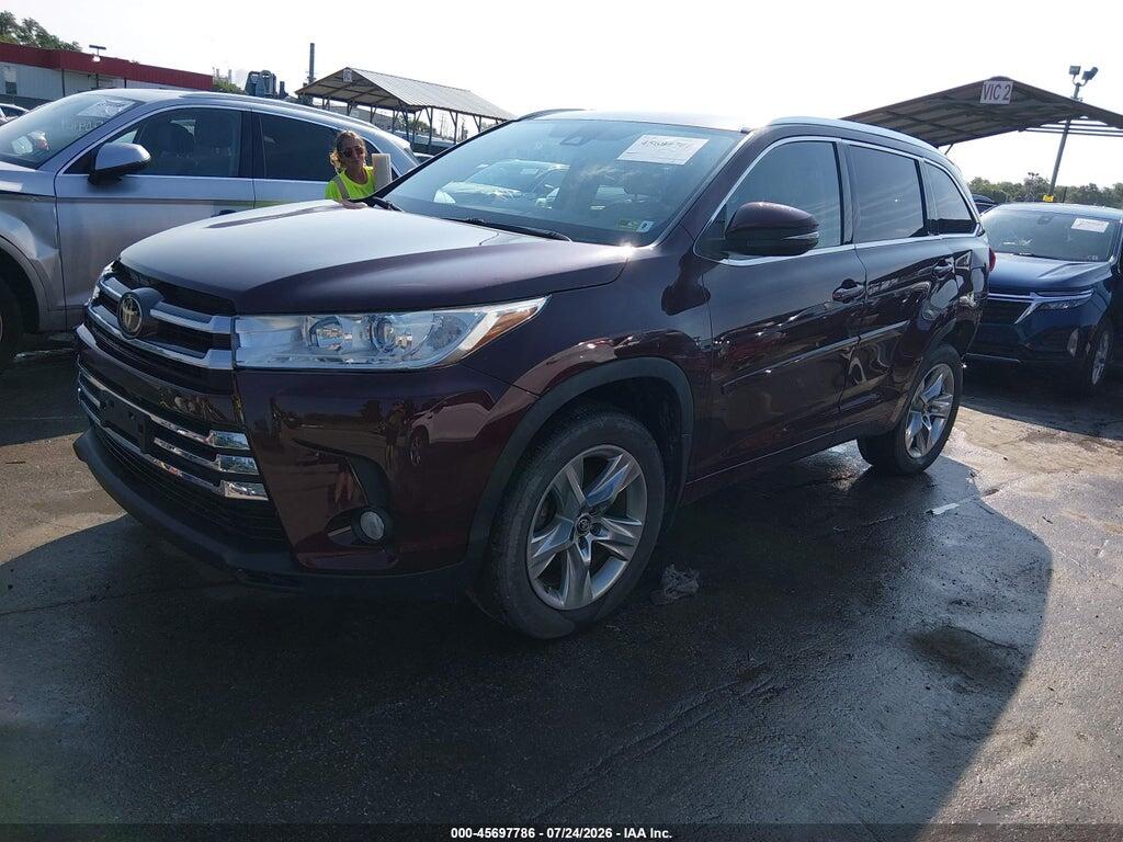 5TDDZRFH2HS377107 2017 TOYOTA HIGHLANDER photo no. 2