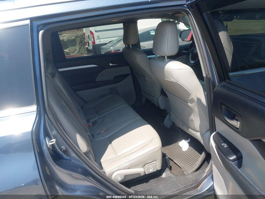 5TDJZRFH9HS449553 2017 TOYOTA HIGHLANDER photo no. 8