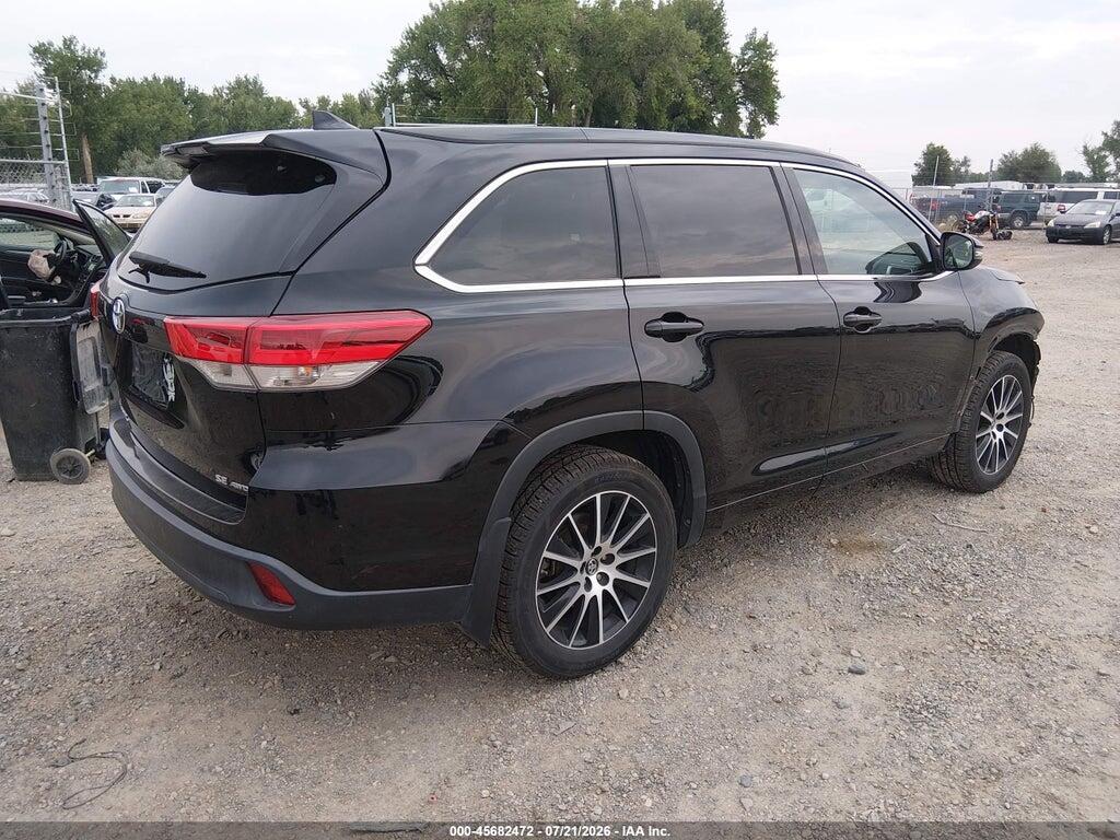 5TDJZRFH4HS407372 2017 TOYOTA HIGHLANDER photo no. 4