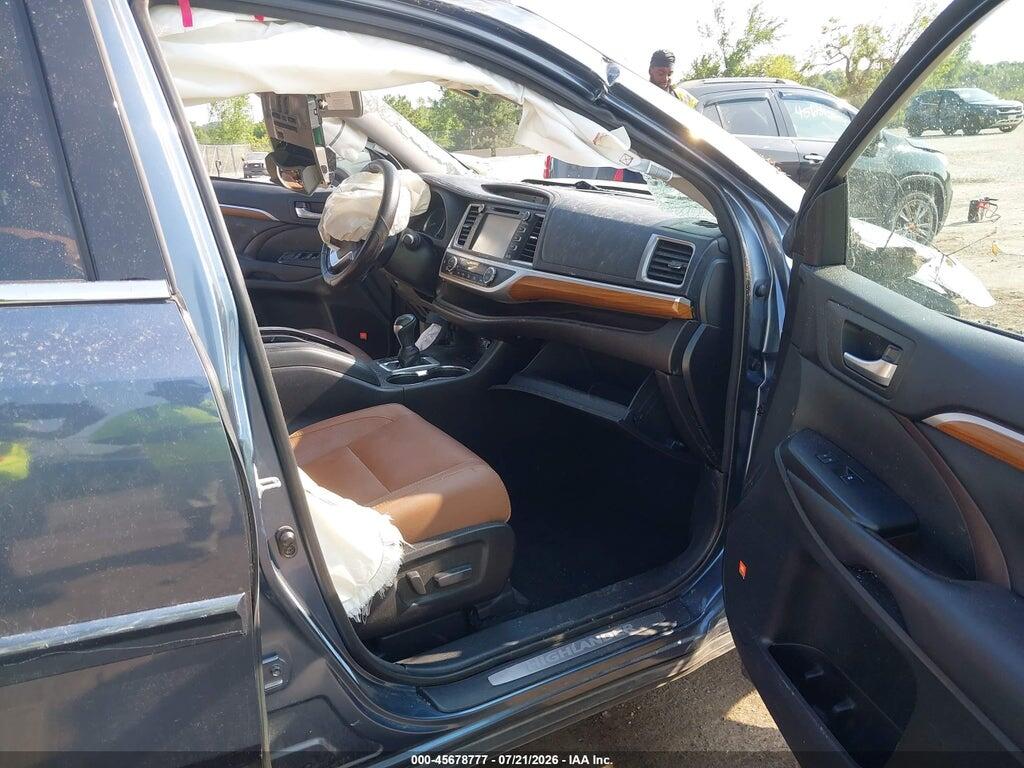 5TDDZRFH9HS380960 2017 TOYOTA HIGHLANDER photo no. 5