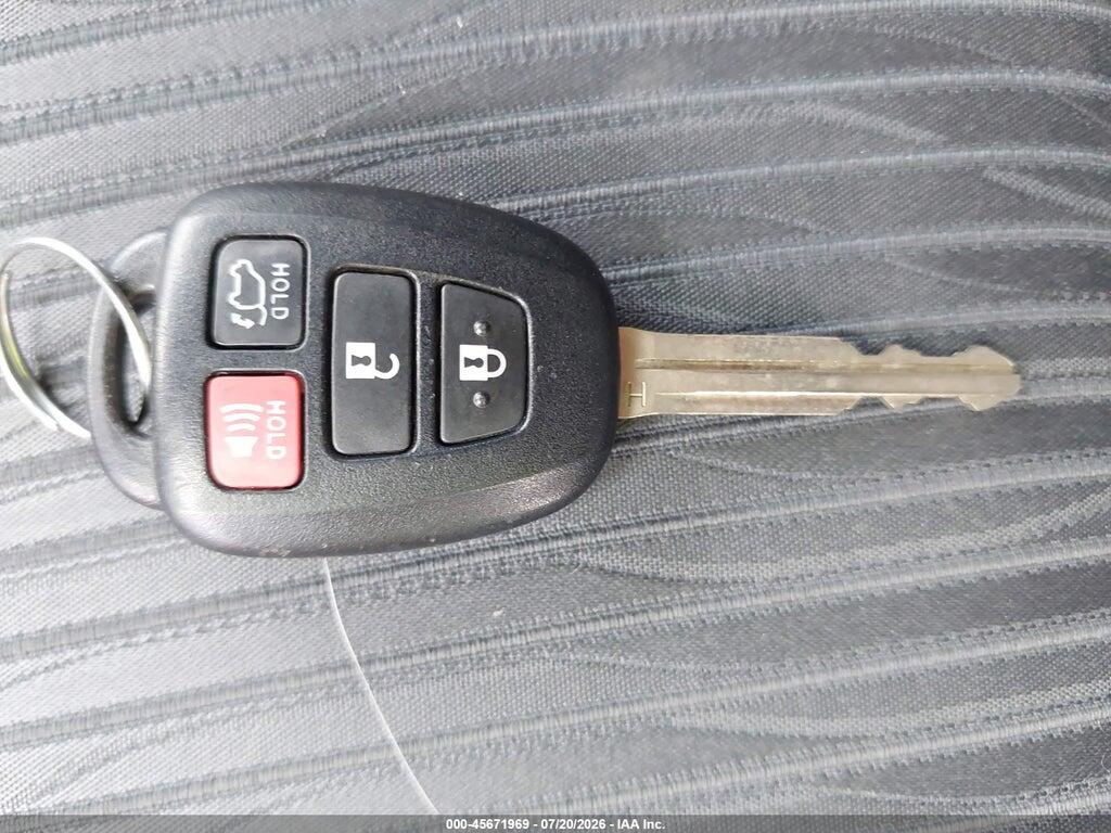5TDBZRFH3HS427133 2017 TOYOTA HIGHLANDER photo no. 11