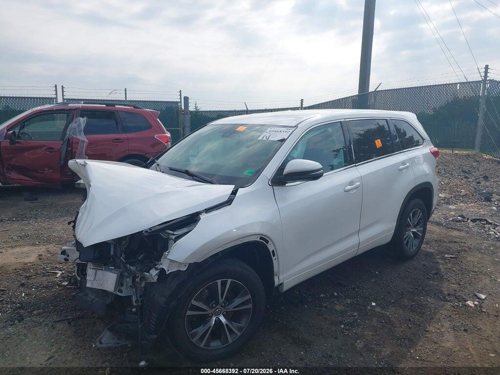 5TDZARFH2HS031863 2017 TOYOTA HIGHLANDER photo no. 2