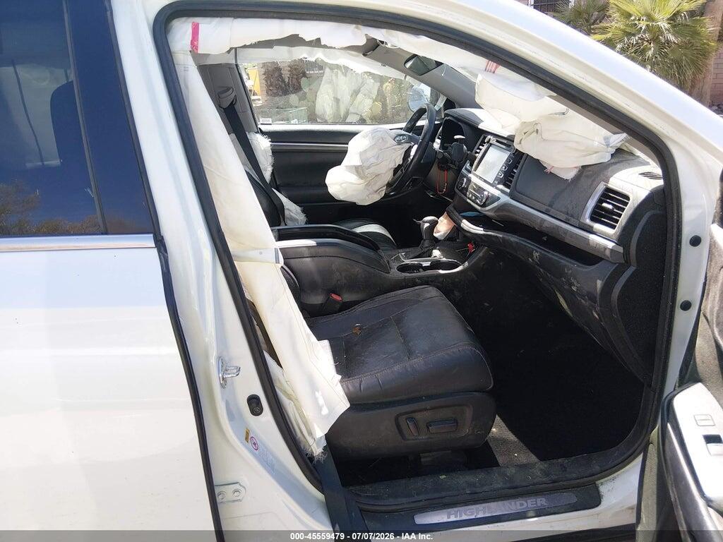 5TDYZRFH5HS231592 2017 TOYOTA HIGHLANDER photo no. 5