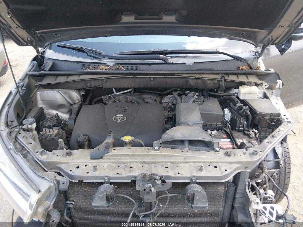 5TDDZRFH9HS377802 2017 TOYOTA HIGHLANDER photo no. 10