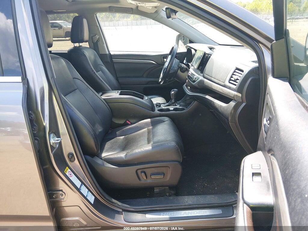 5TDDZRFH9HS377802 2017 TOYOTA HIGHLANDER photo no. 5