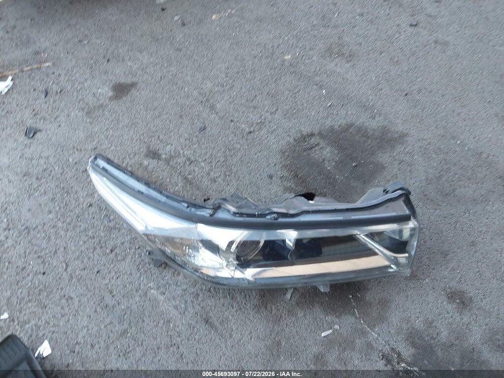 5TDDGRFH4HS023112 2017 TOYOTA HIGHLANDER HYBRID photo no. 12