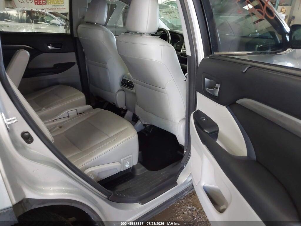 5TDDGRFH7HS028269 2017 TOYOTA HIGHLANDER HYBRID photo no. 8