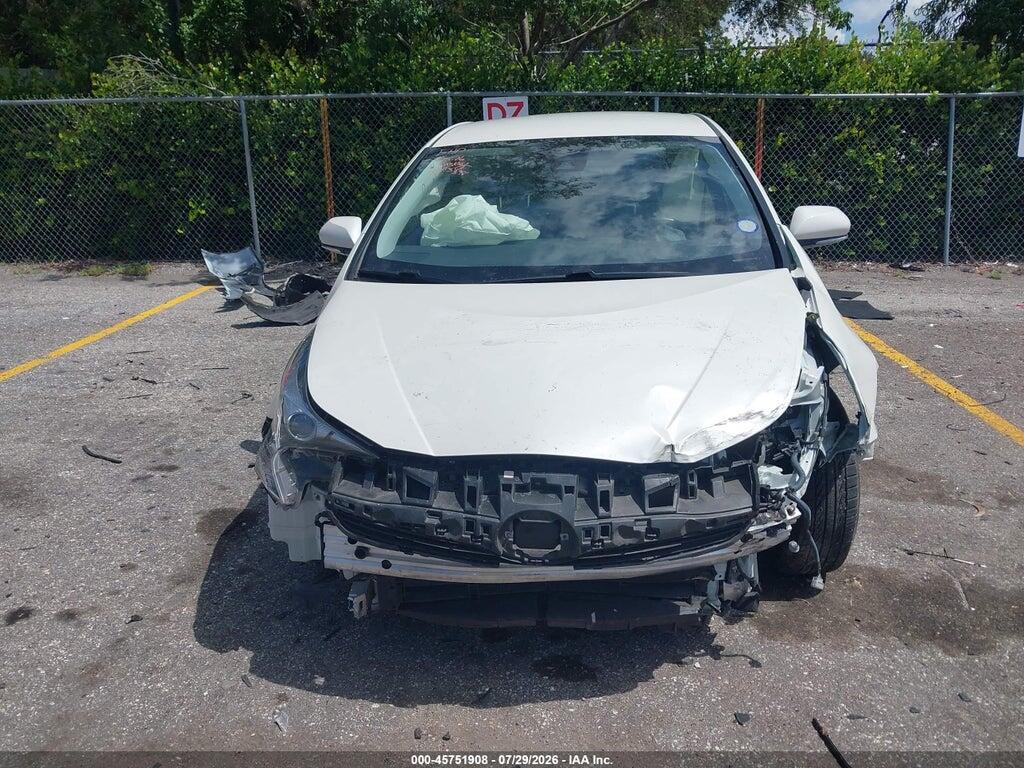 JTDKARFU8H3038932 2017 TOYOTA PRIUS photo no. 12