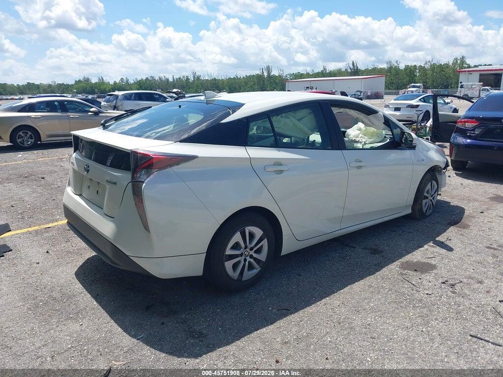JTDKARFU8H3038932 2017 TOYOTA PRIUS photo no. 4