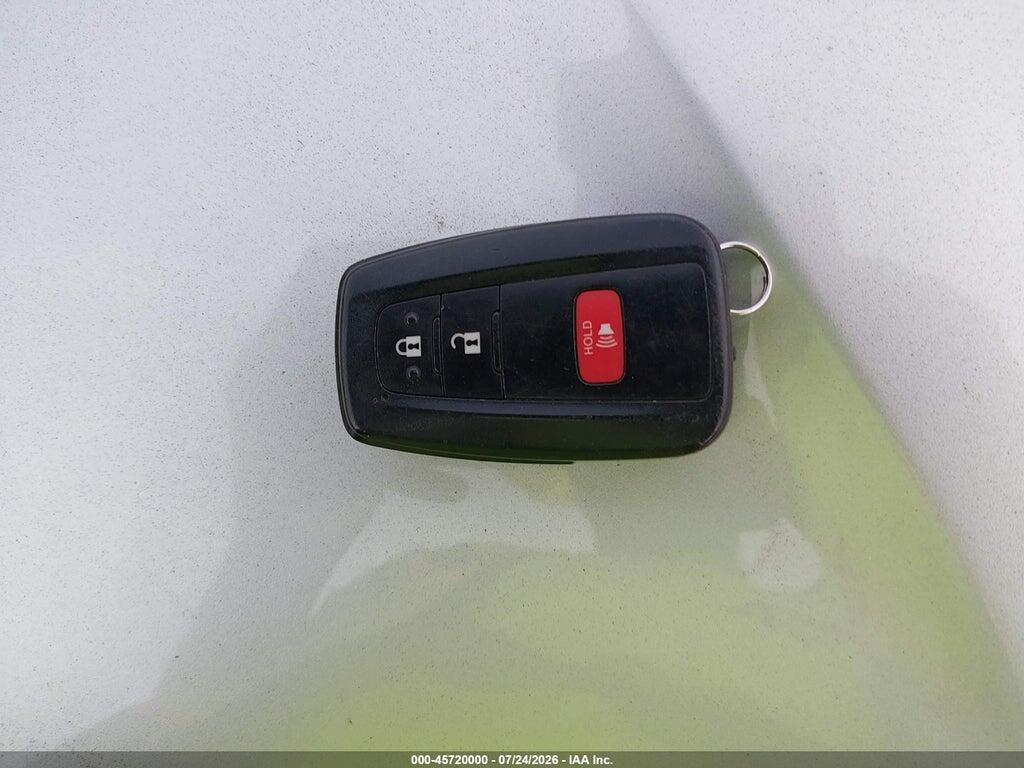 JTDKARFU0H3049956 2017 TOYOTA PRIUS photo no. 11