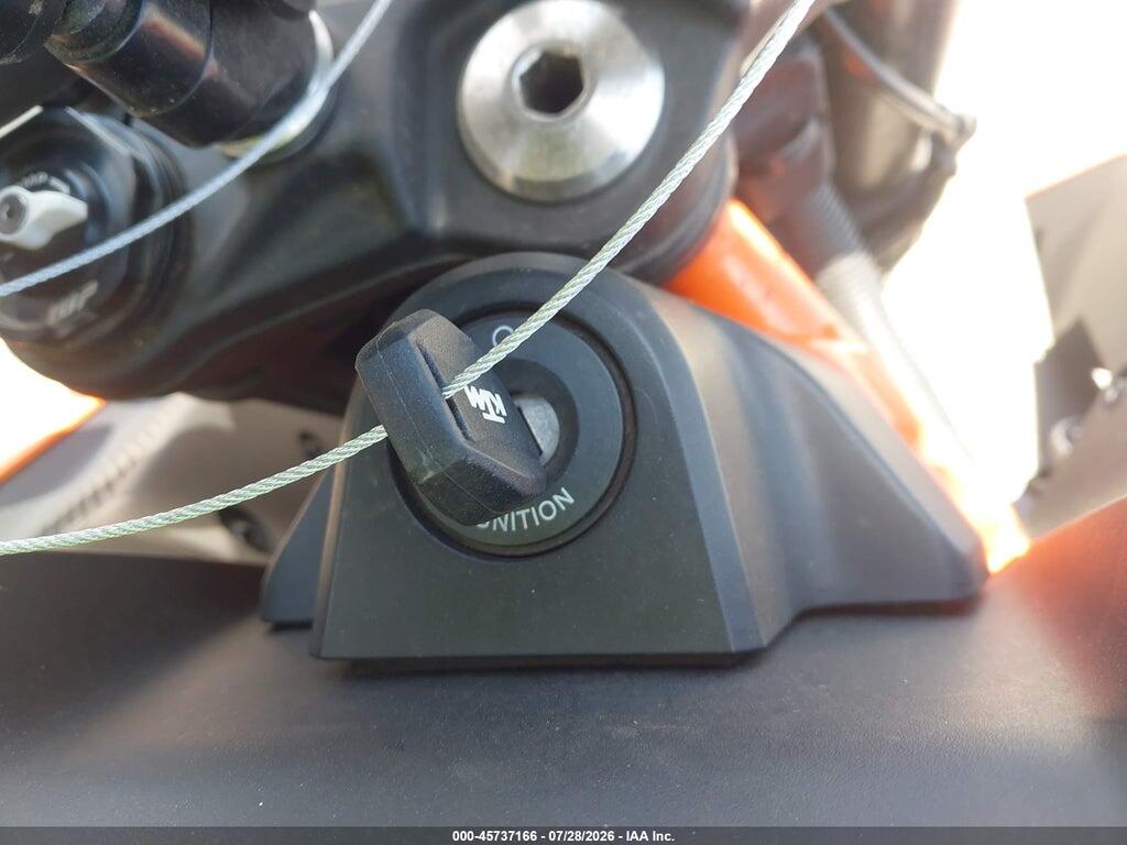 MD2JPJ40XRN265745 2024 KTM 390 photo no. 11