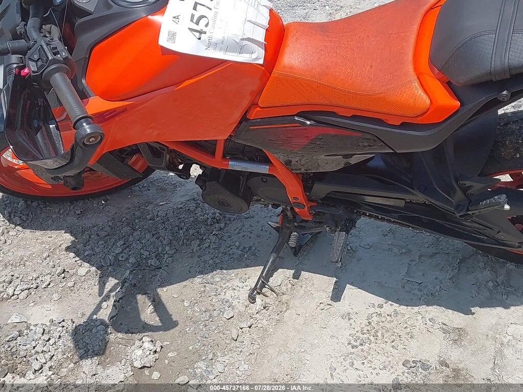 MD2JPJ40XRN265745 2024 KTM 390 photo no. 9