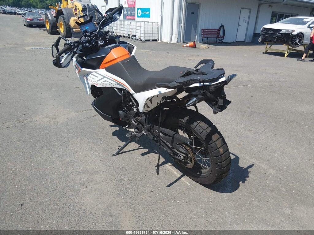 LCETS7407RH700364 2024 KTM 790 photo no. 3
