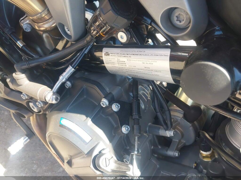 LCETU7406RH710491 2024 KTM 790 photo no. 10