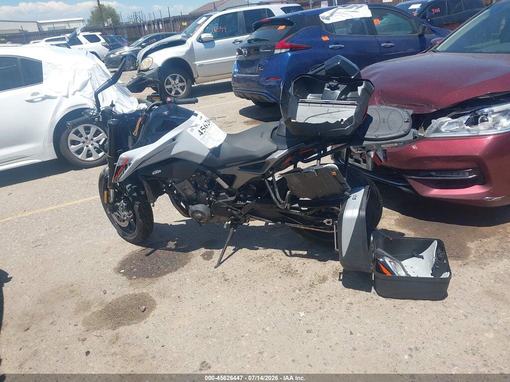 LCETU7406RH710491 2024 KTM 790 photo no. 2