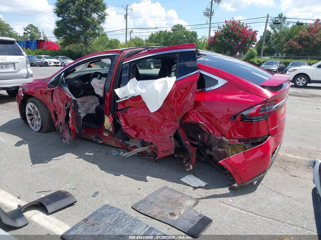 5YJXCDE26GF030185 2016 TESLA MODEL X photo no. 3