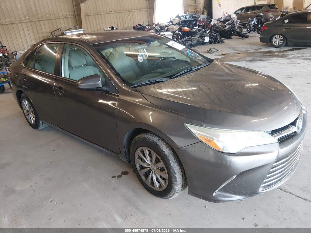 4T1BF1FK3GU558705 2016 TOYOTA CAMRY photo no. 1
