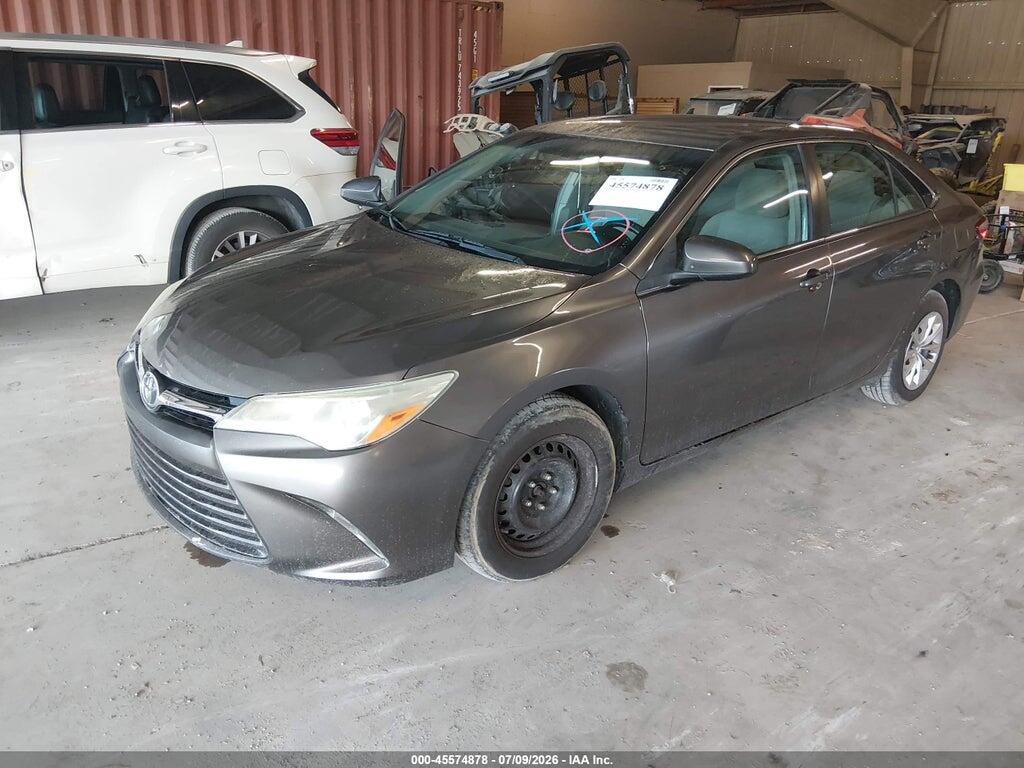 4T1BF1FK3GU558705 2016 TOYOTA CAMRY photo no. 2