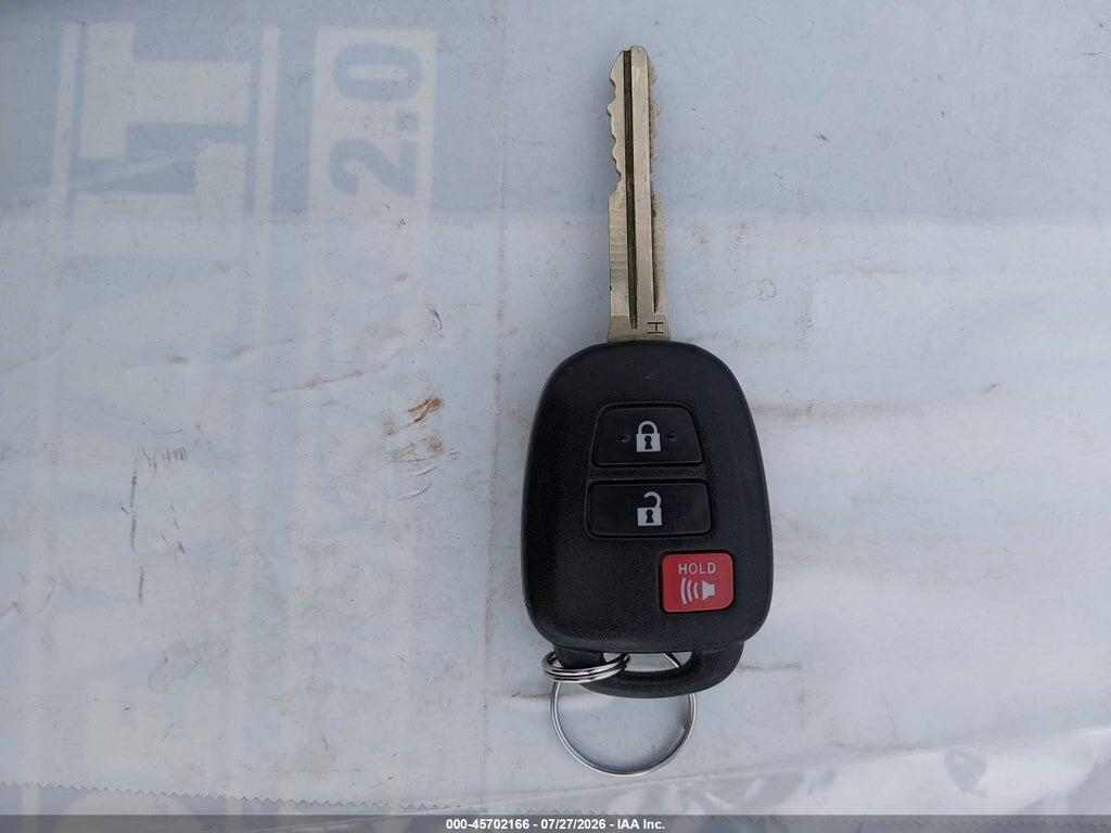 JTDKDTB34H1597598 2017 TOYOTA PRIUS C photo no. 11