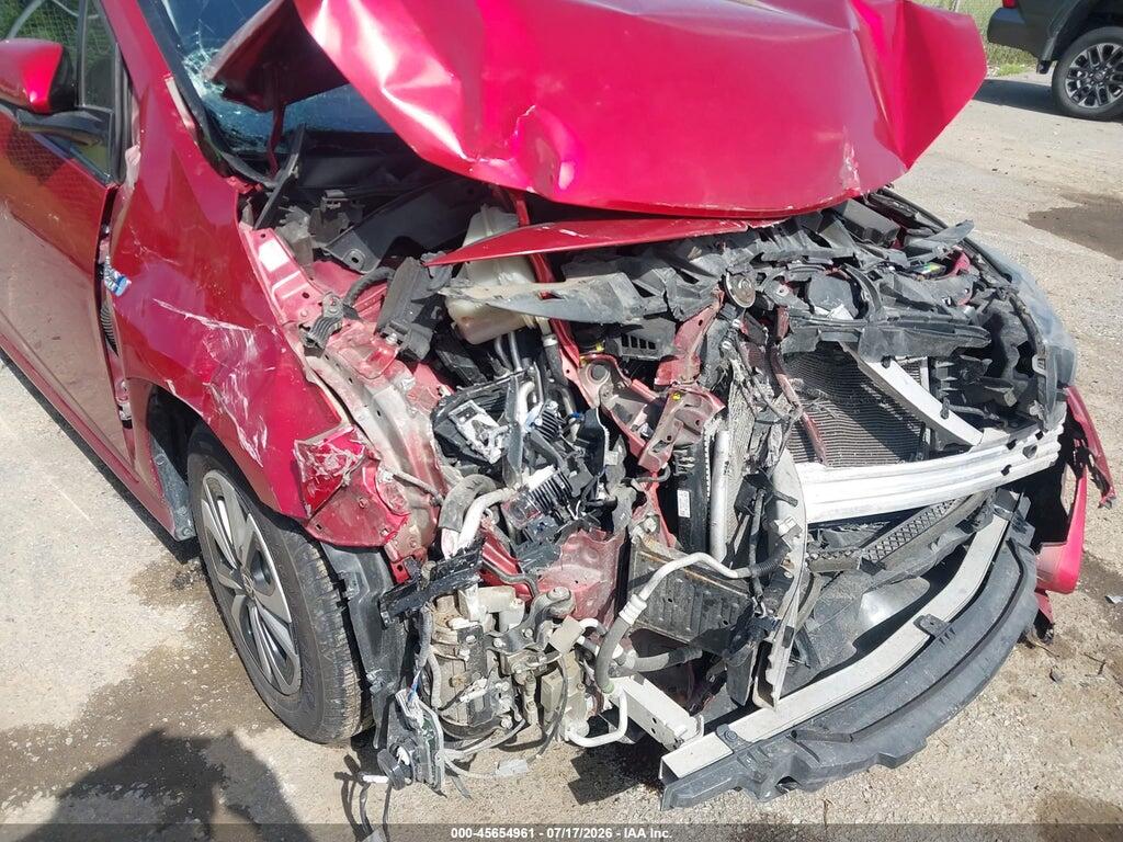 JTDKARFP5H3067475 2017 TOYOTA PRIUS PRIME photo no. 6