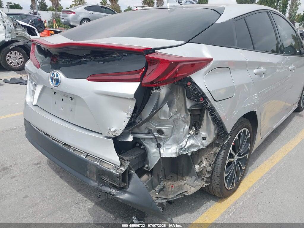 JTDKARFP8H3023910 2017 TOYOTA PRIUS PRIME photo no. 6