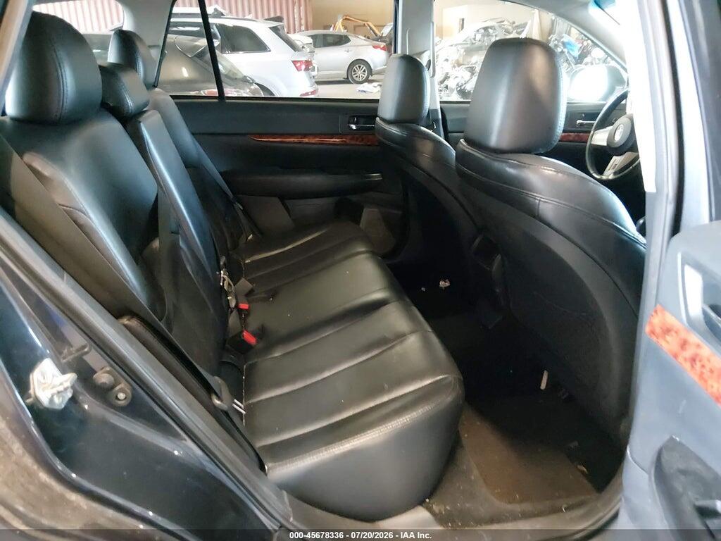 4S4BRDKC0B2404531 2011 SUBARU OUTBACK photo no. 8