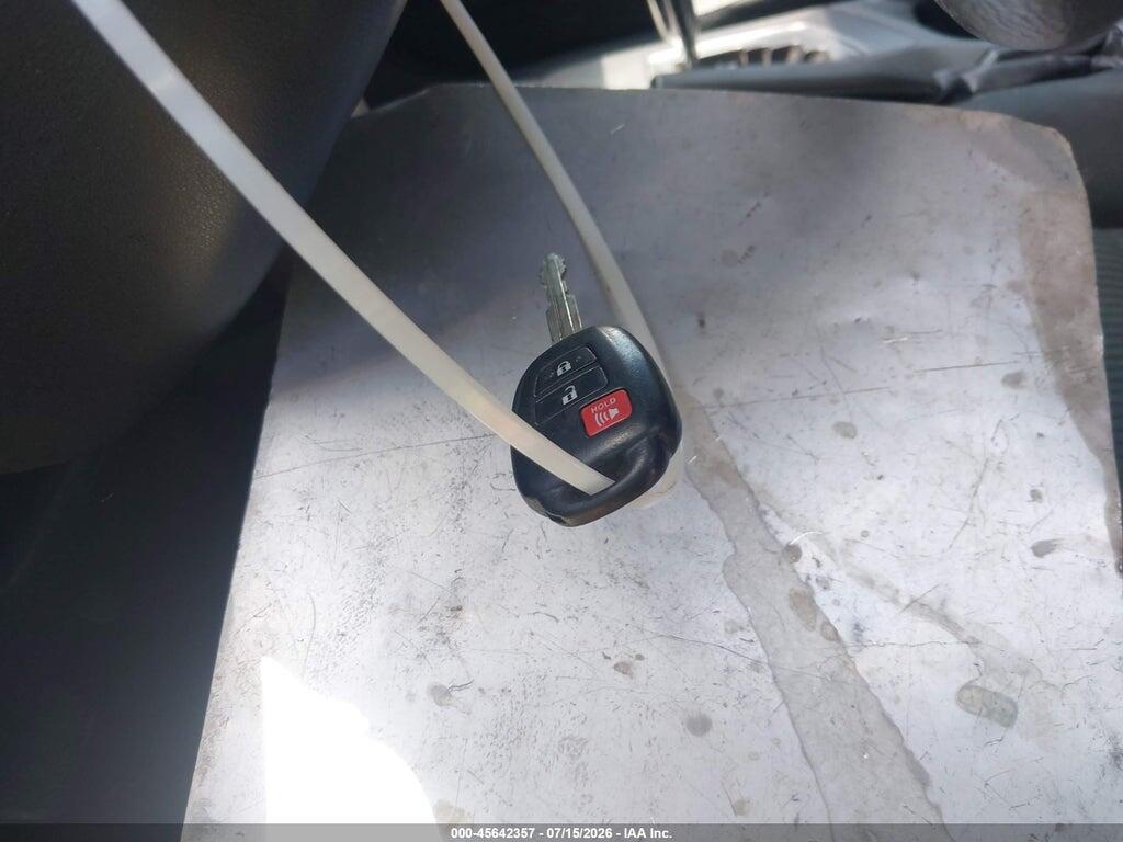 JTMBFREV2HJ131680 2017 TOYOTA RAV4 photo no. 11