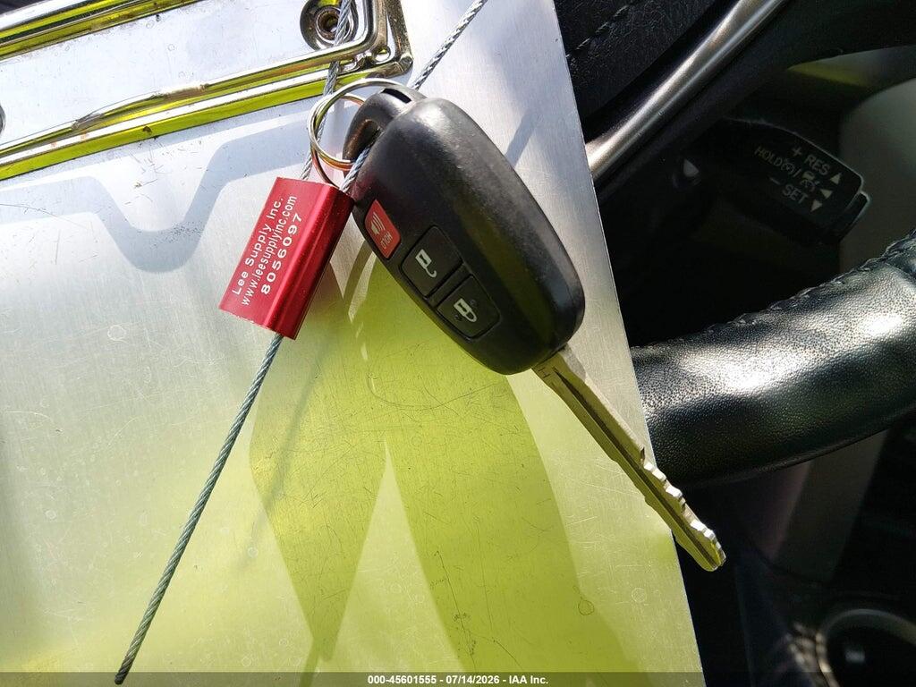 2T3RFREV2HW598811 2017 TOYOTA RAV4 photo no. 11
