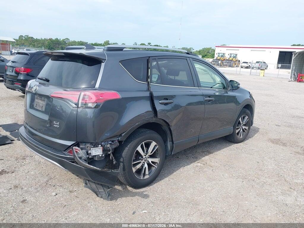 JTMRFREV4HD217179 2017 TOYOTA RAV4 photo no. 4