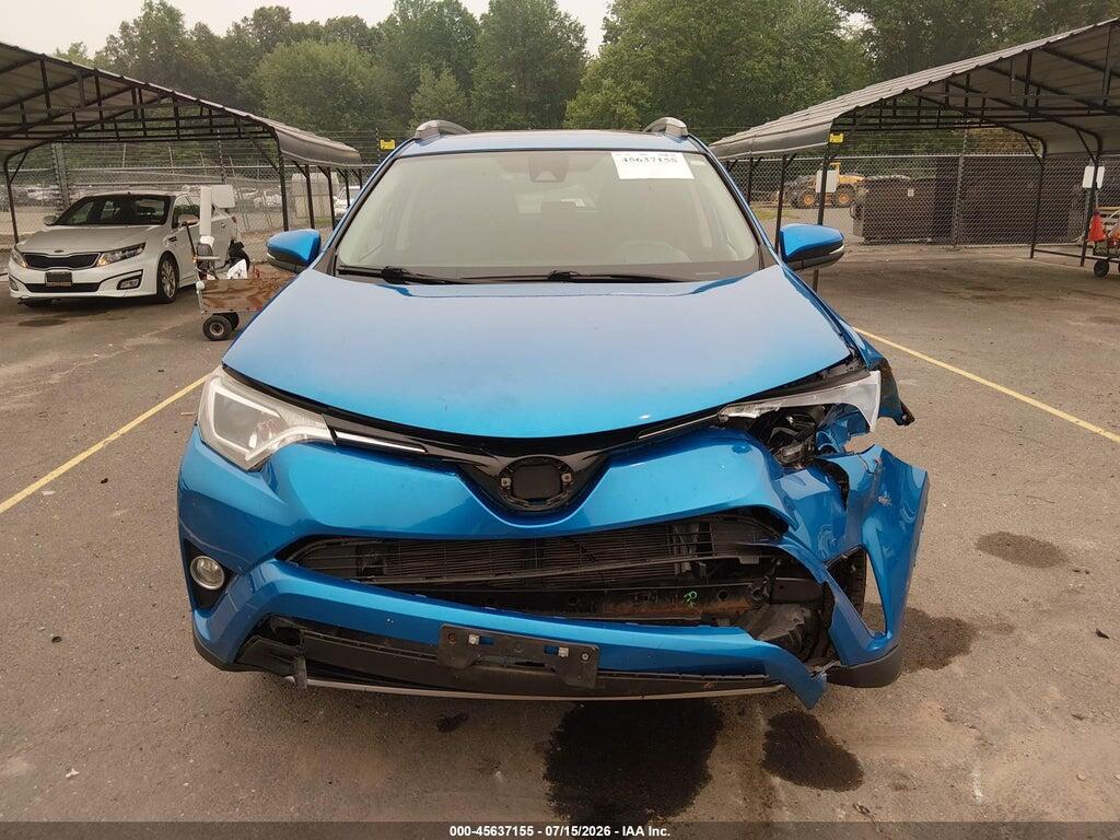 2T3RFREV8HW552884 2017 TOYOTA RAV4 photo no. 12