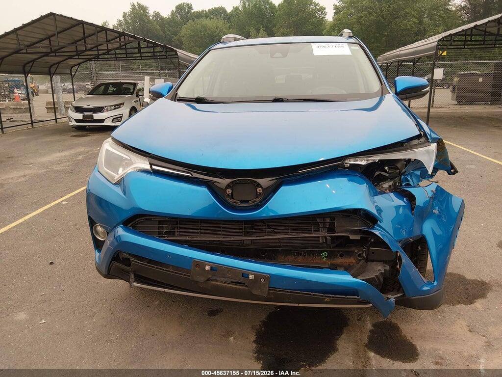 2T3RFREV8HW552884 2017 TOYOTA RAV4 photo no. 6