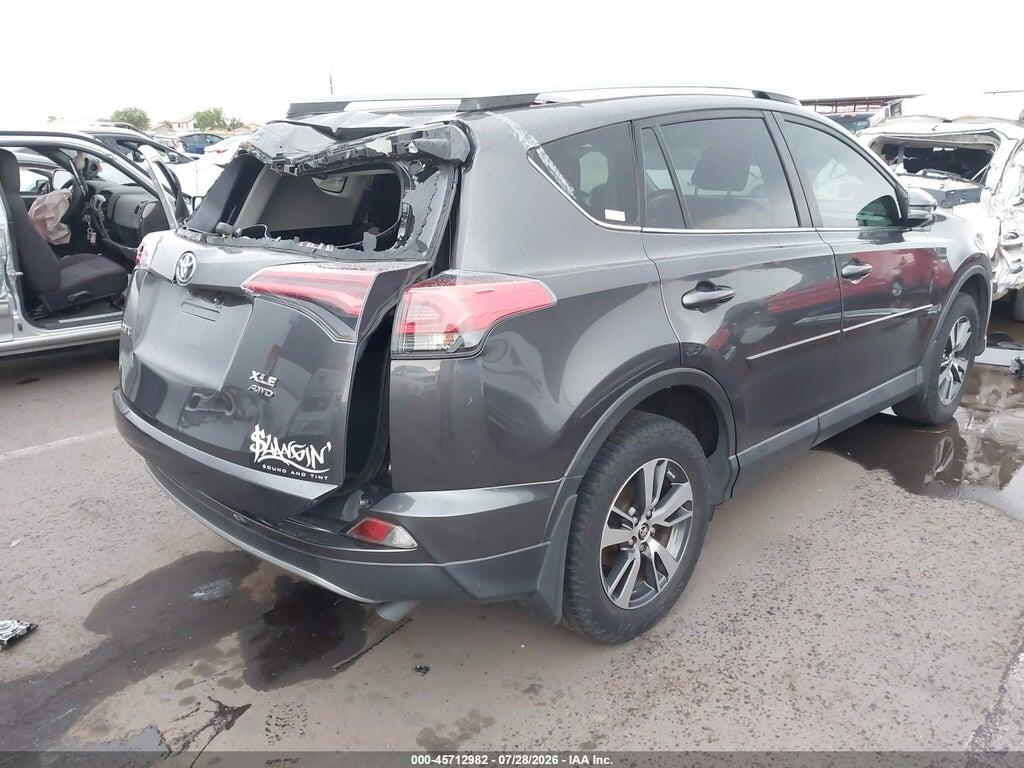 JTMRFREV3HJ155744 2017 TOYOTA RAV4 photo no. 4
