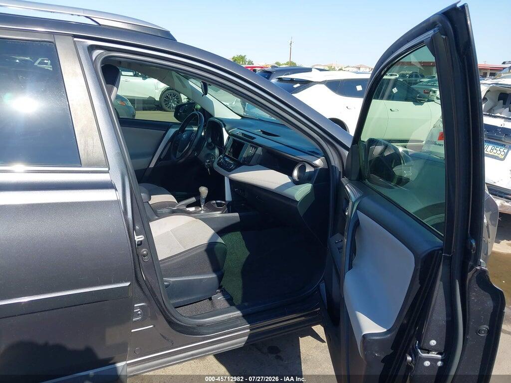 JTMRFREV3HJ155744 2017 TOYOTA RAV4 photo no. 5