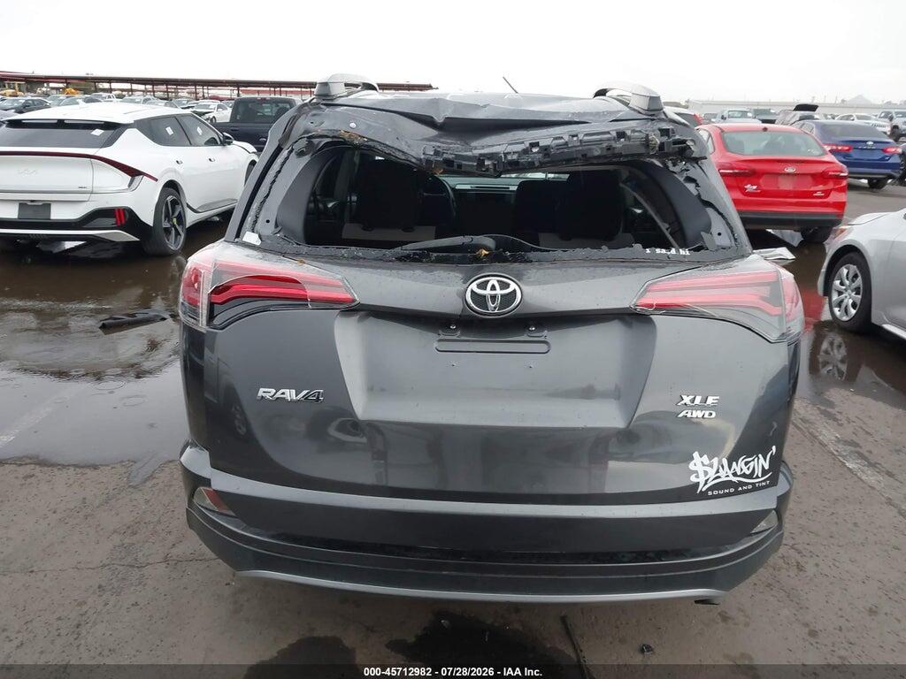 JTMRFREV3HJ155744 2017 TOYOTA RAV4 photo no. 6