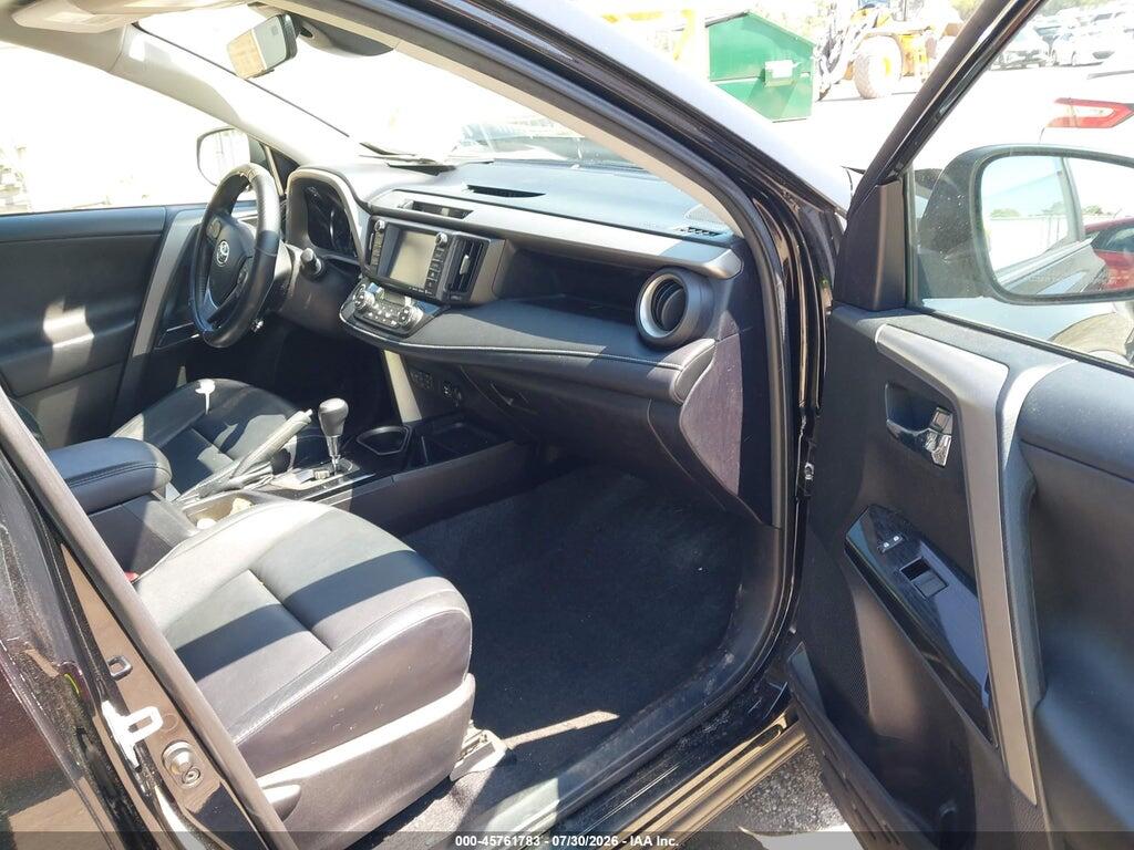 2T3DFREV1HW560836 2017 TOYOTA RAV4 photo no. 5