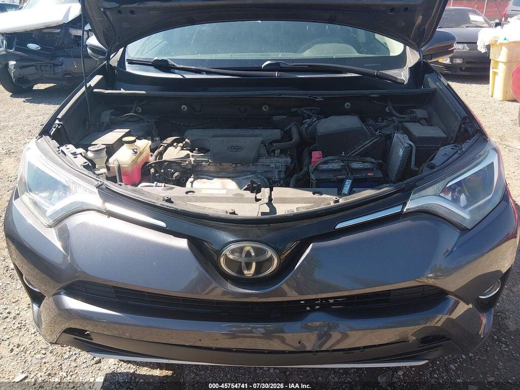 2T3RFREVXHW557004 2017 TOYOTA RAV4 photo no. 10