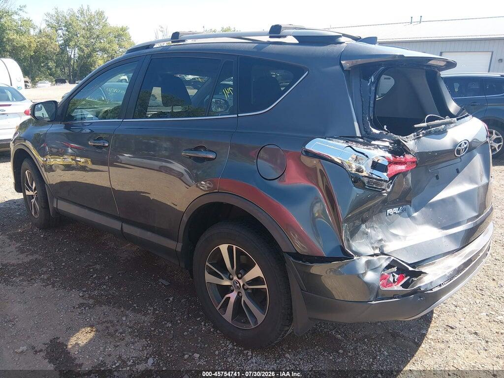 2T3RFREVXHW557004 2017 TOYOTA RAV4 photo no. 6
