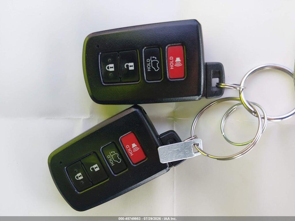 2T3WFREV5HW351639 2017 TOYOTA RAV4 photo no. 11