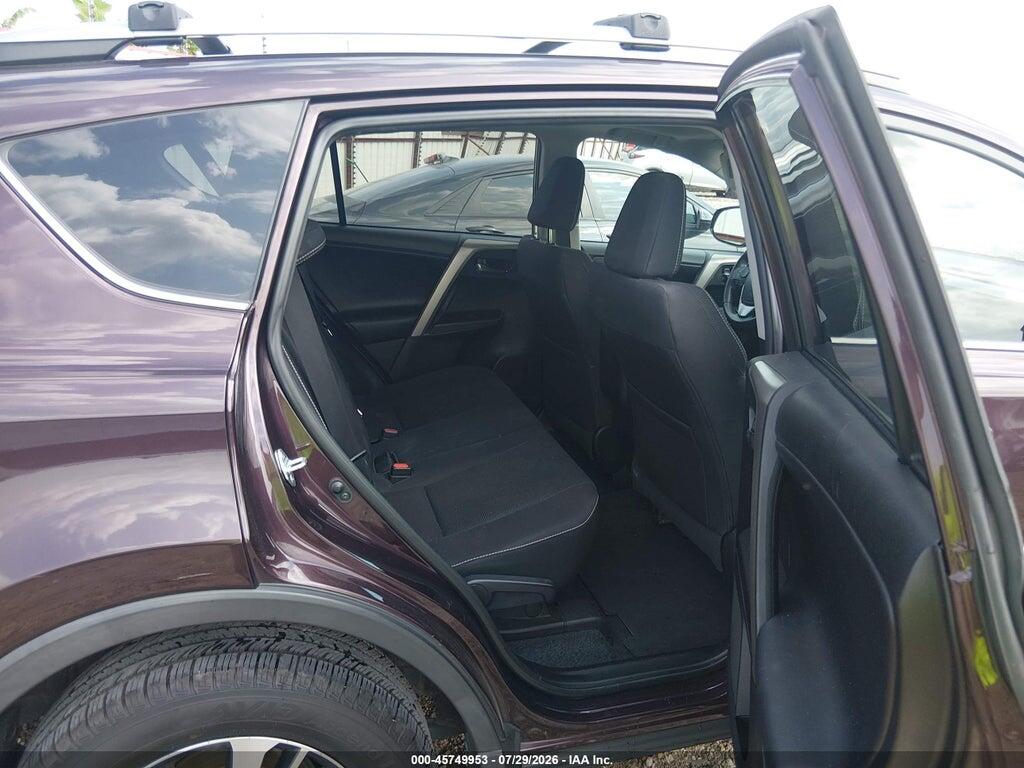 2T3WFREV5HW351639 2017 TOYOTA RAV4 photo no. 8