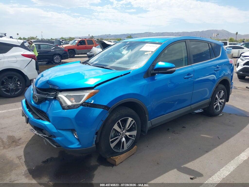 JTMWFREV0HD095052 2017 TOYOTA RAV4 photo no. 2