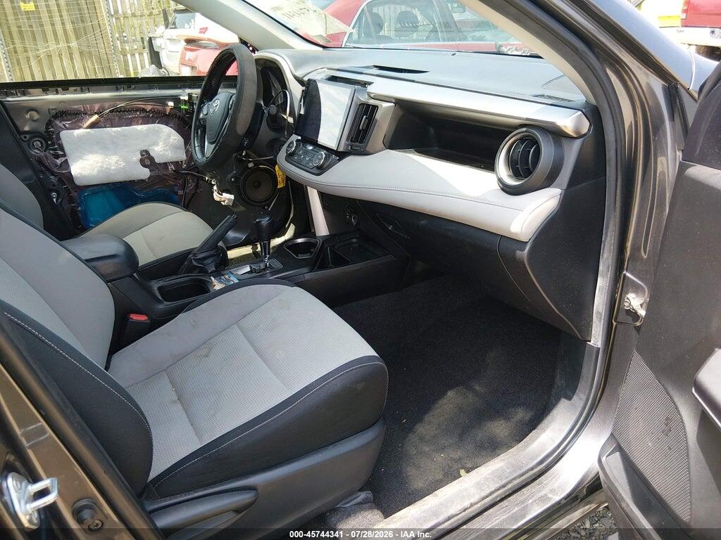 JTMRFREV4HJ126253 2017 TOYOTA RAV4 photo no. 5