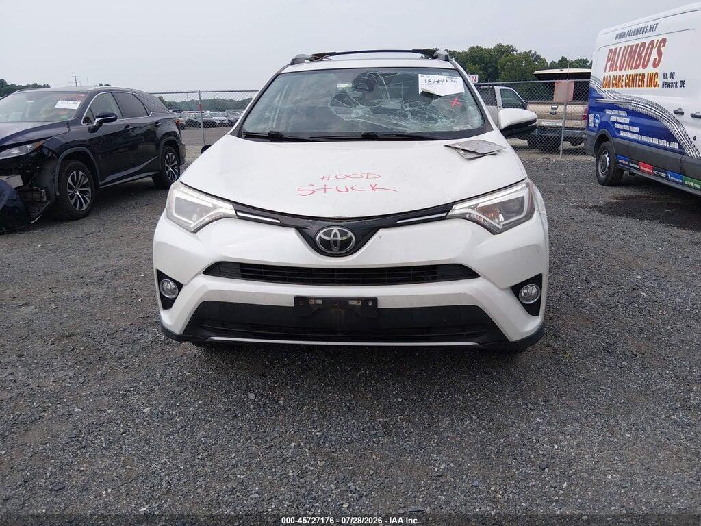 JTMDFREV6HD219767 2017 TOYOTA RAV4 photo no. 12